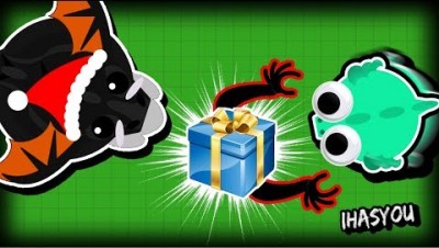 MOPE.IO COLOSSAL SANTA DELIVERS BEST GIFT EVER!! CHRISTMAS PRESENT FOR A FAN!! (Mope.io New  Update)