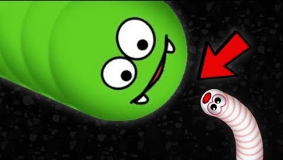 WormsZone.io MONSTER SNAKE VS SMALL Best Slither Snake 10,000,00+ Score  Worms Zone io Gameplay